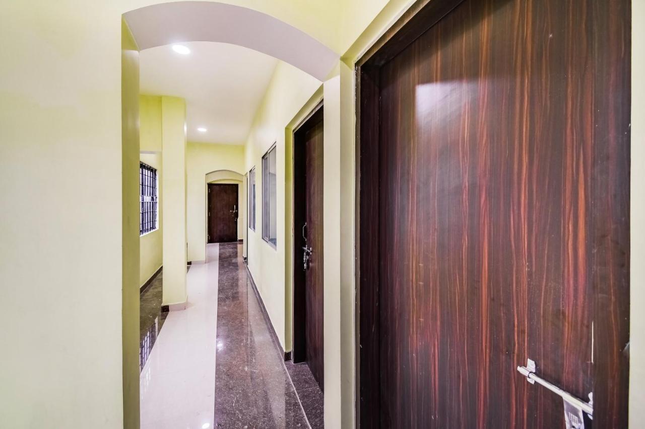 Oyo 60726 Hotel Vrindavan Bilaspur  Exterior photo
